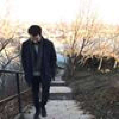 Mahmoud  is looking for a Room / Studio / Apartment / Rental Property / HouseBoat in Rotterdam