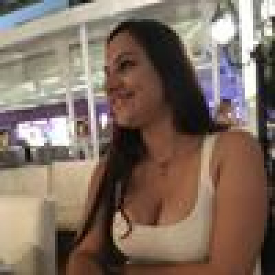 Suzan Artuc zoekt een Studio / Appartement / Huurwoning in Rotterdam