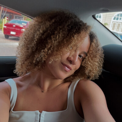 Zahra is looking for a Room / Apartment in Rotterdam