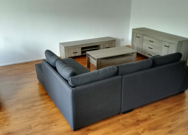 Zithoek in woonkamer / seating area in living room